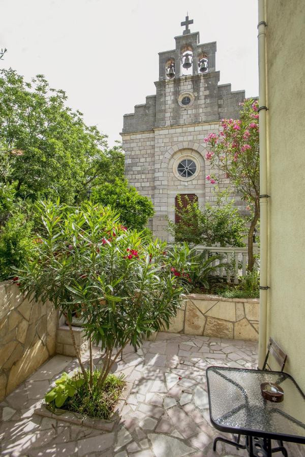 Studio Apartments Summer Time Kamenari Exterior foto